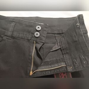 No Boundaries Jeans